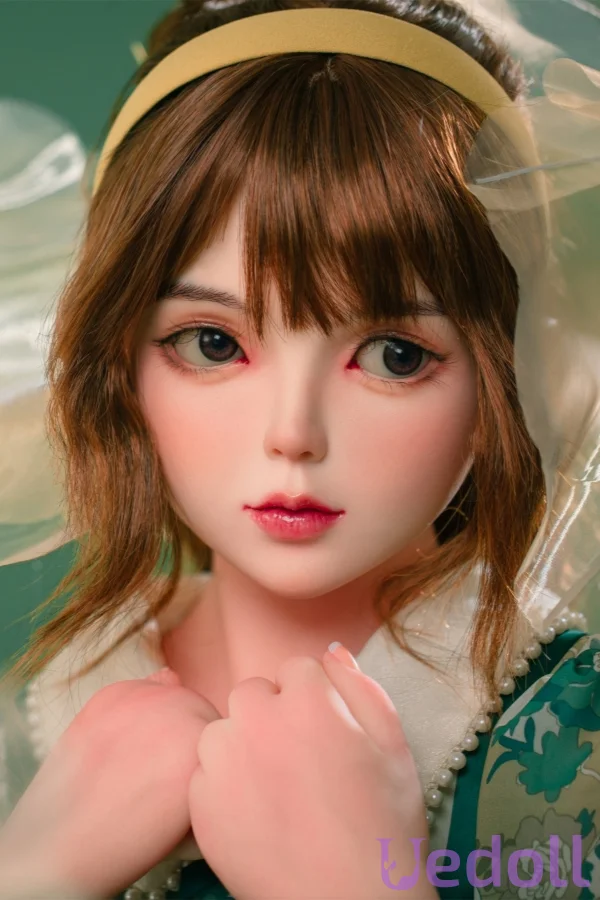 童顔 BezlyaDoll エッチ な 人形