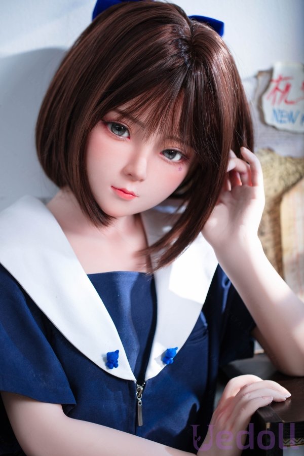 Bezlya Doll 136cm 等身 大 ドール