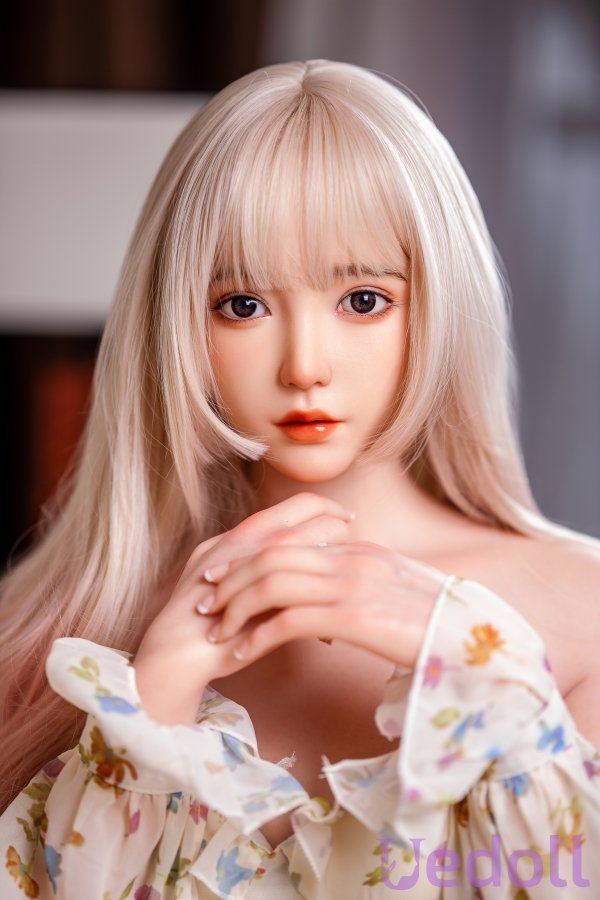 楚玥 SHE DOLL 158cm Cカップ 美少女 ラブドール 写真 集