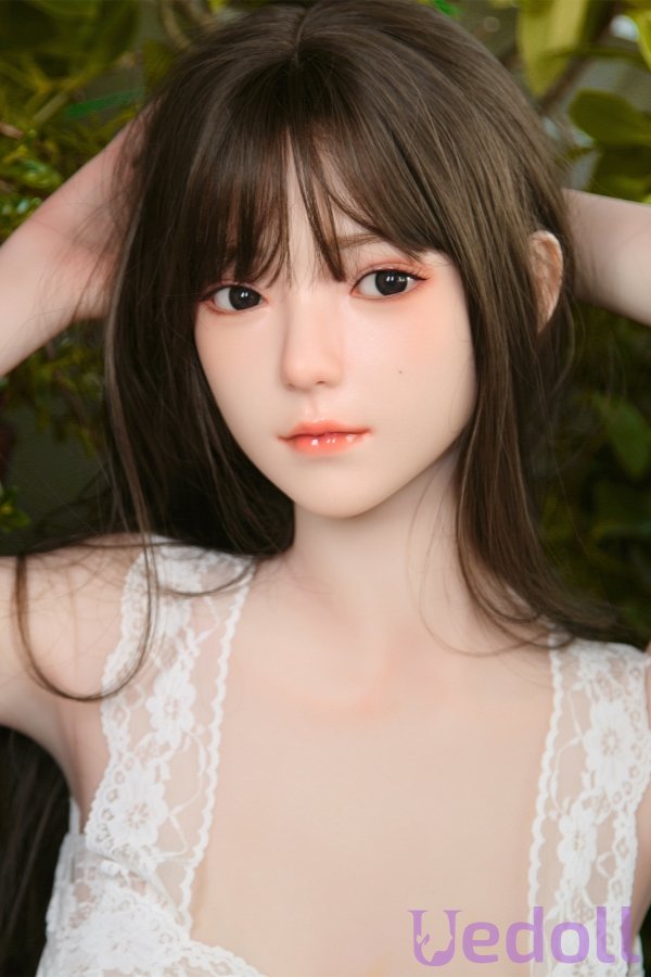 顾小雨 SHE DOLL 158cm Cカップ 美少女 等身大ラブドール写真集