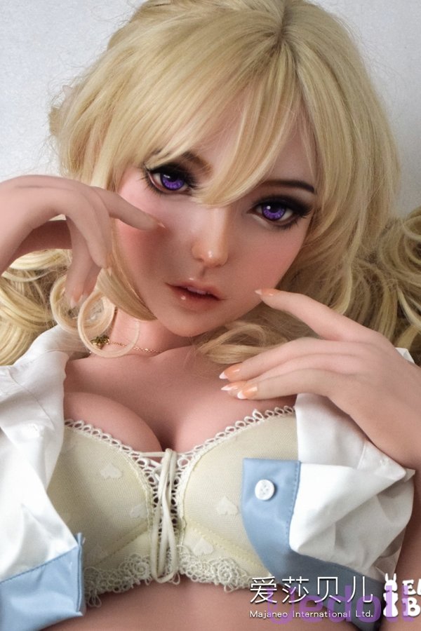 Elsa Babe 160cm 鈴木 蒼 Gカップ 外人 ラブドール 写真 集